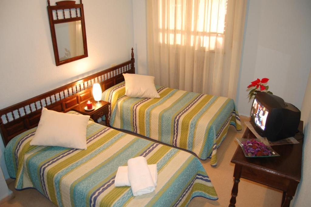Hostal Los Infantes ซาลามังกา ภายนอก รูปภาพ